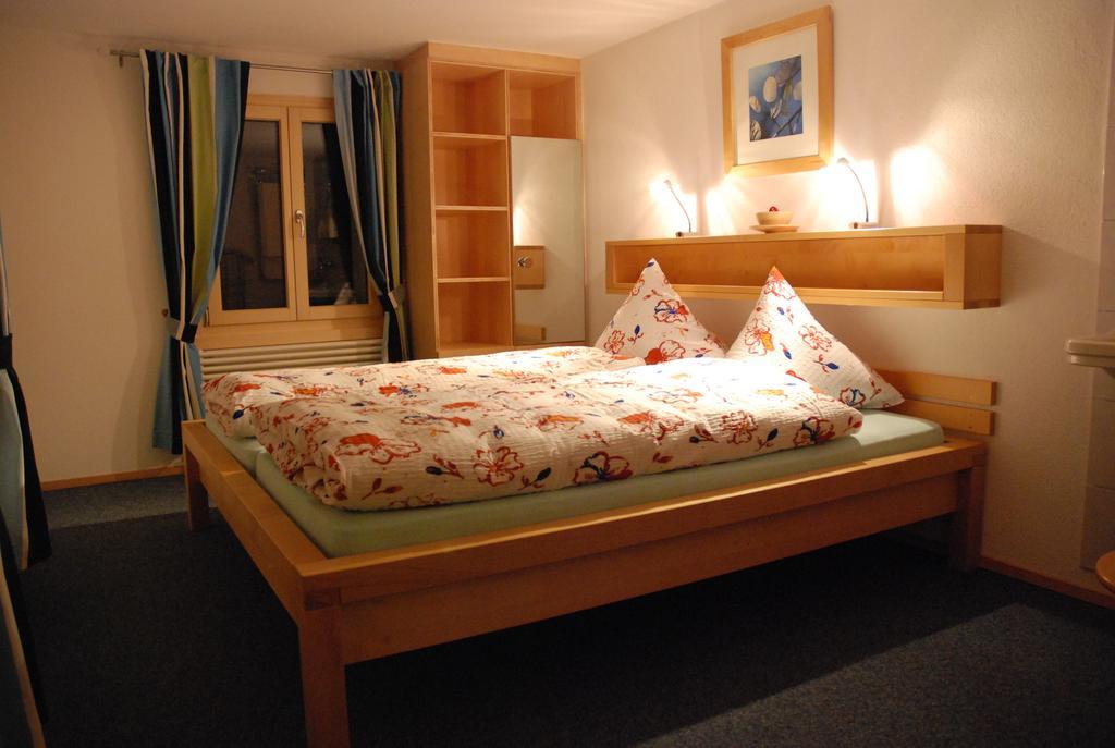 Berggasthaus Wasenalp Brig Room photo